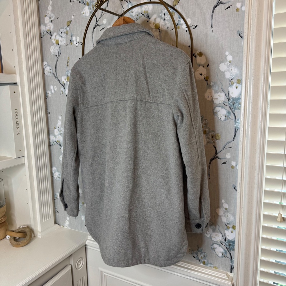 Thread & Supply Womens Grey Button Front Shacket Shirt Jacket J2071PND Small - Picture 6 of 6